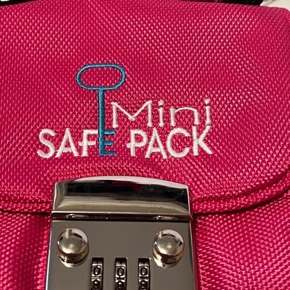 2 Waterproof Mini Safe Pack-3 Digit Combination Lock Anti-Theft Bag Pink&Purple - Picture 3 of 13